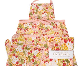 Strawberry Patch Kitchen Set