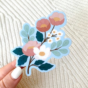 Weiße, rosa und blaue Blumen Sticker 3.5x3in. Bild 1