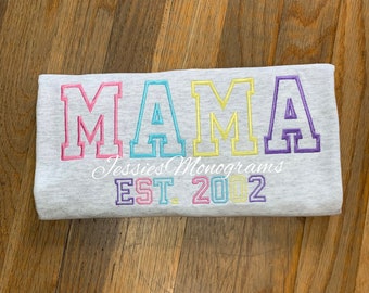 Chemise Mama Est, t-shirt lettre brodé pastel, cadeau de fête des mères