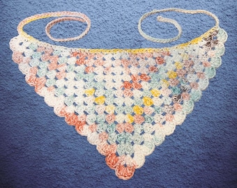 Pastel Crochet Bandana – Triangle Granny Stitch Headscarf – Boho Hair Wrap – Handmade Festival Accessory – Cotton Yarn Headband