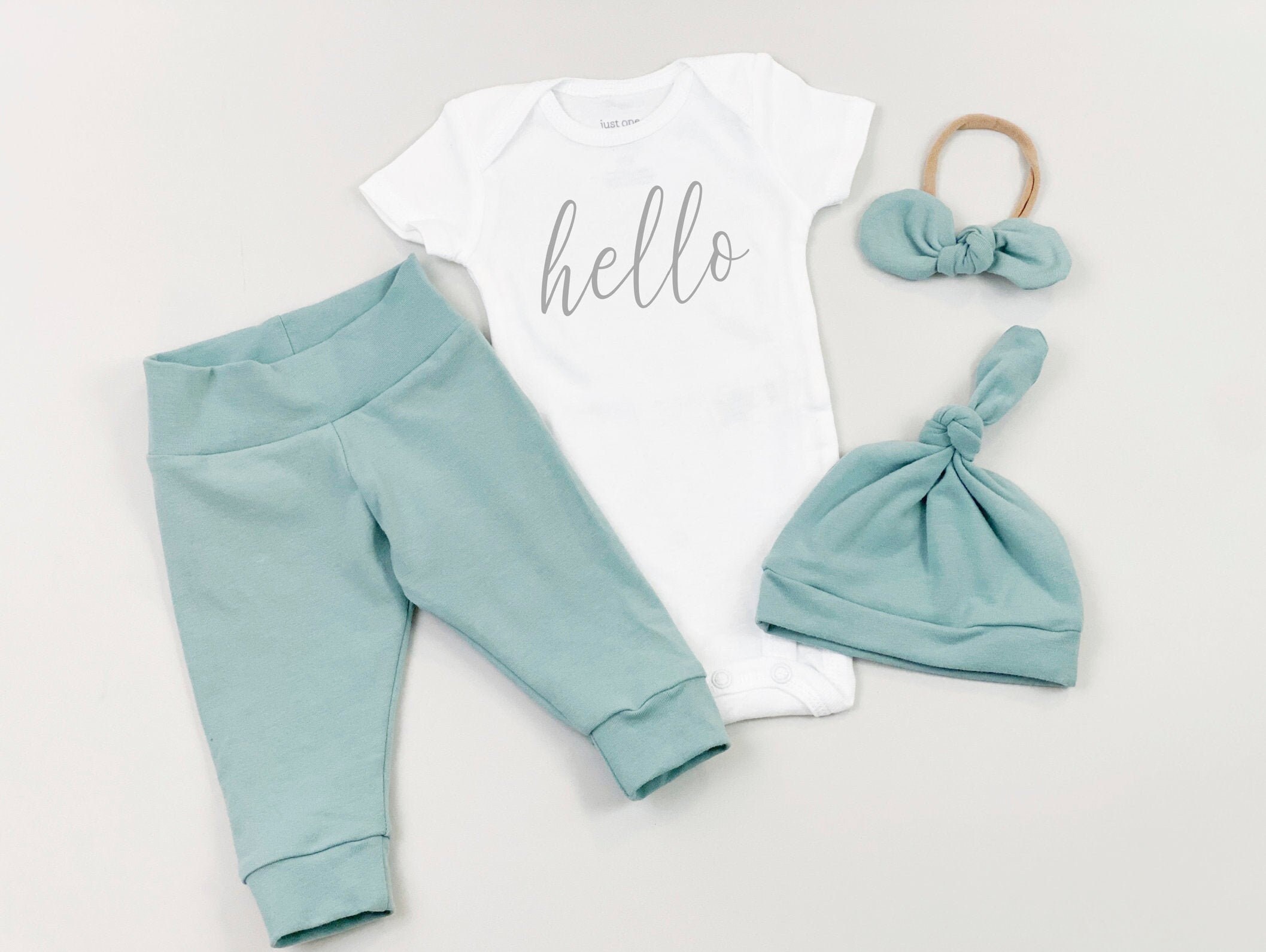 surprise gender coming home outfit