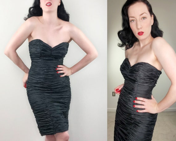 Bombshell Wiggle Dress in Black  Retro Inspired Clothing – Vixen