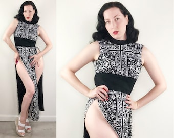 60s panel dress with crisp black and white pattern high slits seductive and cheeky Size XS