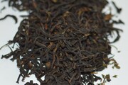     Mountain-Grown Yame Sakura Leaf Japanese Black Tea 50g
