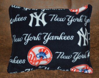 New York Yankees Fleece Travel Pillow, NY Yankees Pillow, Travel Pillow, Yankees Pillow, Yankees Fleece, Pillows, Cooperstown Yankees
