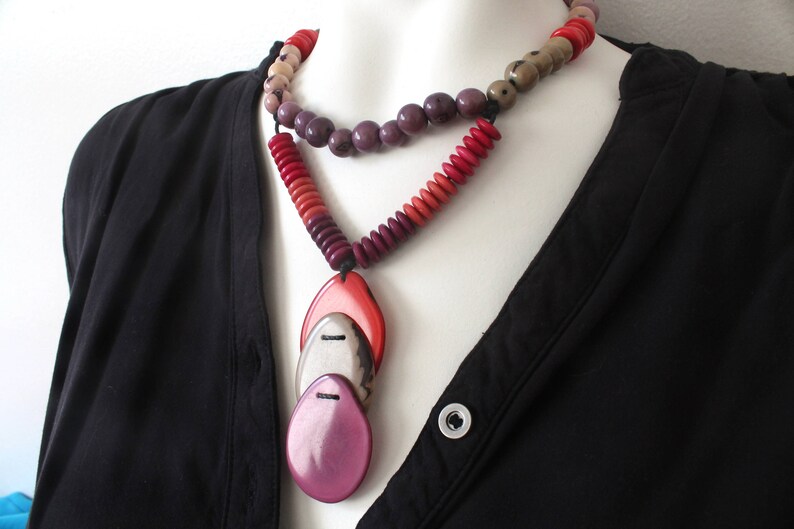 Tagua Bethany Flowers Necklace main image 1