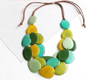 Tagua necklace 3 layers, green necklace, Statement necklace, Tagua necklace, layered necklace, Mom wife gift ideas, Bohemian necklace, eco