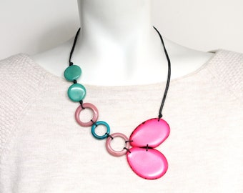 Tagua nut jewelry, pink necklace, Statement necklace, Boho necklace, Ecofriendly jewelry, Vegan jewelry, Gift ideas, Vegetable ivory, Eco