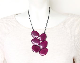 Tagua Nut Jewelry, tagua necklace, Mothers day Gift, Mom gift, Fuchsia necklace, Boho Jewelry, Gift Women, Statement Necklace, eco necklace