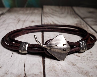 Sting Ray Leather Bracelet - Manta Ray Leather Bracelet - Leather Wrap Bracelet - Ocean Jewelry - Womens Leather Bracelet - Beach Jewelry