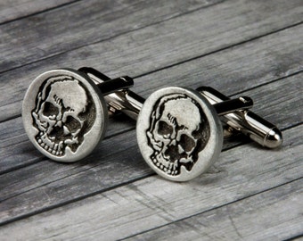 Skull Cufflinks - Skull Cuff Links - Mens Accessories - Mens Gifts - Skull - Skull Jewelry - Gifts for Him - Suit and Tie - Mens Jewelry