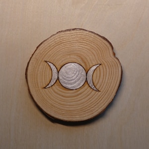 Wood altar tile with silver triple moon, pine wood slice with bark, wicca pagan triple goddess altar plate