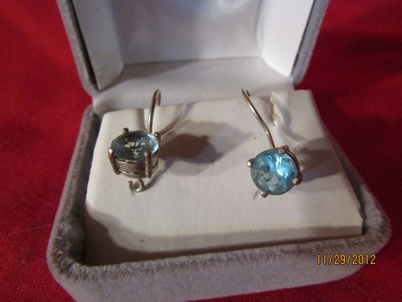 Vintage Aquamarine Blue Colored Piereced Earrings