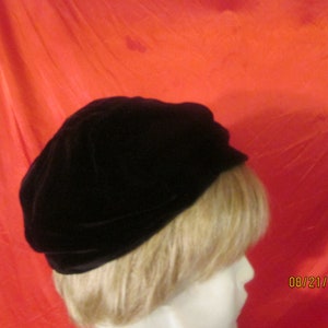 Vintage Ladies Velvet Newsboy Cap Hat Black / Dark Brown image 4