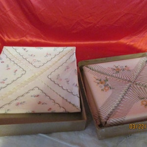 25 Vintage Flowered Paper Napkins Made in Holland Spring Napkins Easter Napkins