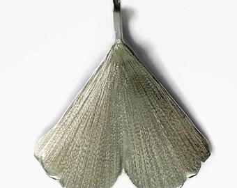 Chain Pendant Ginkgo - Silver Leaf