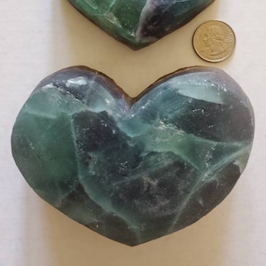 Gran corazón de fluorita cúbica