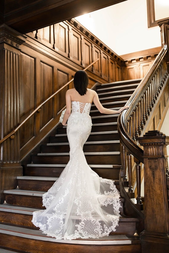 sexy corset wedding dress