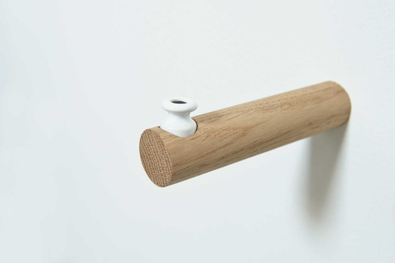 Toilettenpapierhalter skandinavisches Design Eiche und Porzellan minimalistisch überarbeitet Bild 7