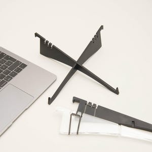 Laptop stand - tablet stand - two in one - lightweight - pluggable - plywood - notebook stand V2.