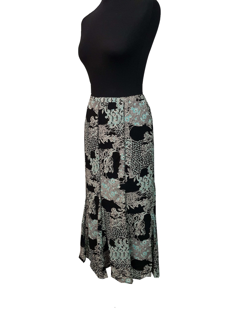 Vintage Skirt UK Size 10 Black White Blue 1990s Brendella Skirt Wedding Office Races Garden Party