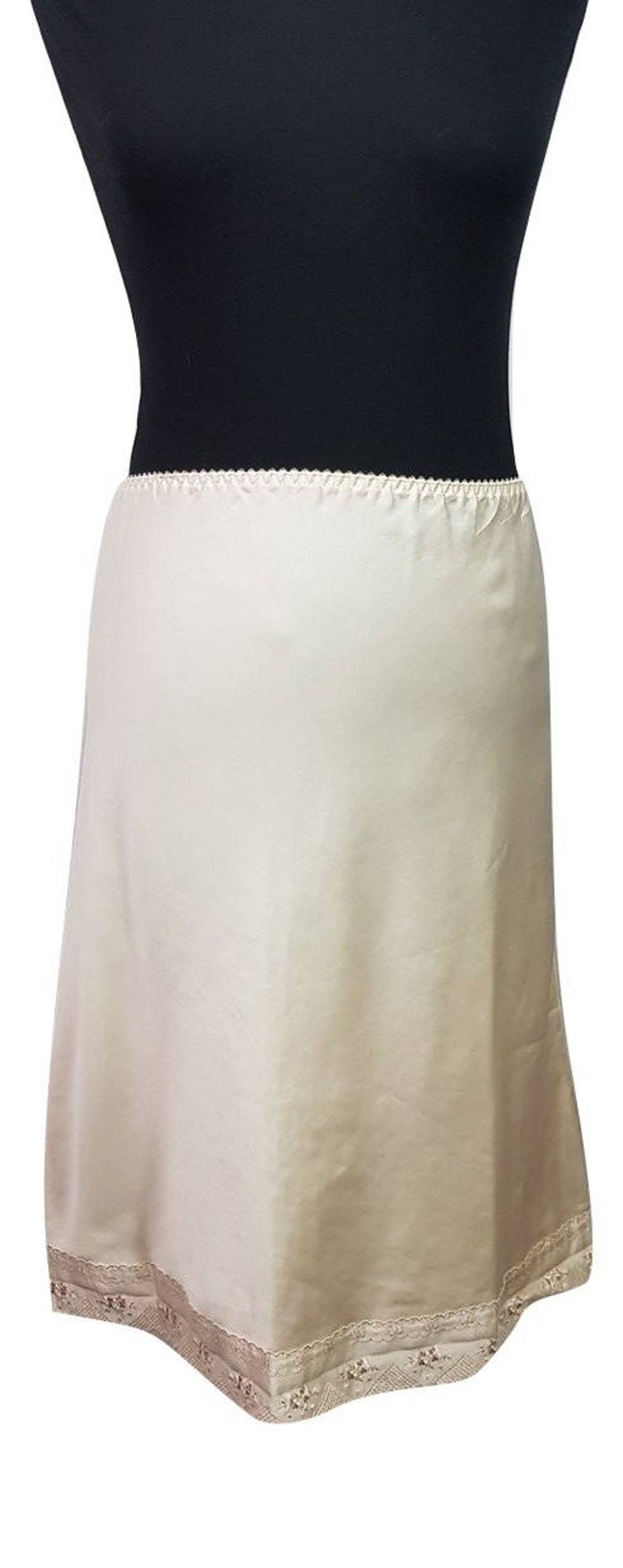 Vintage Petticoat UK Size 14 Size 16 Peach St Michael Knee Length Stitched Floral Retro Slip Lingerie
