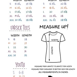 Peut inclure: Graphique blanc avec des tableaux de tailles pour les t-shirts ajust&eacute;s et col en V pour femmes, les t-shirts d&eacute;contract&eacute;s pour femmes, les t-shirts unisexes et les tailles jeunes. Le graphique montre comment mesurer un t-shirt. Logo Horse Doodles.