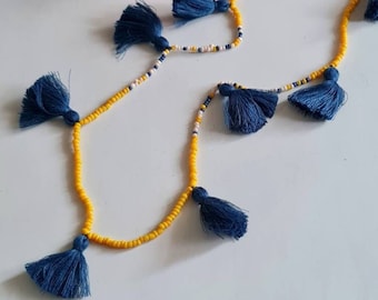 Gele en grijze kralen kwastjes lange ketting, boho gele rocailles kwastjes ketting, Boho grijze kwastjes ketting, kwastjes-kralen ketting