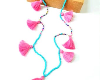 Bohoroze ketting met kwastje: lange ketting met turquoise rocailles - Feestdagen