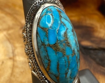 Gorgeous Turquoise Gold Healing Ring, Sterling Silver 925, Statement Healing Ring, Throat Chakra, Elongated Ornate Ring, Size 6