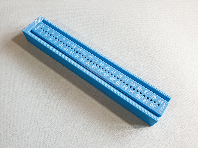 Signature Punching Tool with Contrasting Numbers / Signature Punching Cradle / Hole Punching Tool 3d-printed, Type B, Mark II image 4