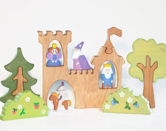 Waldorf Castle Play set Fairytale toys Medieval toys King and Princes figurine Castle toy