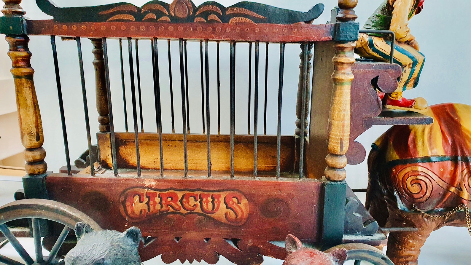 Large Vintage BARNUM & BAILEY Circus Wagon With Elephant - Etsy