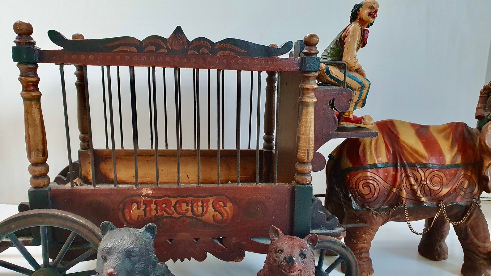 Large Vintage BARNUM & BAILEY Circus Wagon With Elephant - Etsy