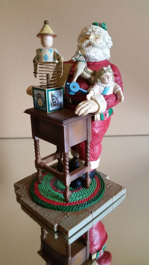 Items similar to Enesco Design Giftware Santa Music Box Jack, Plays