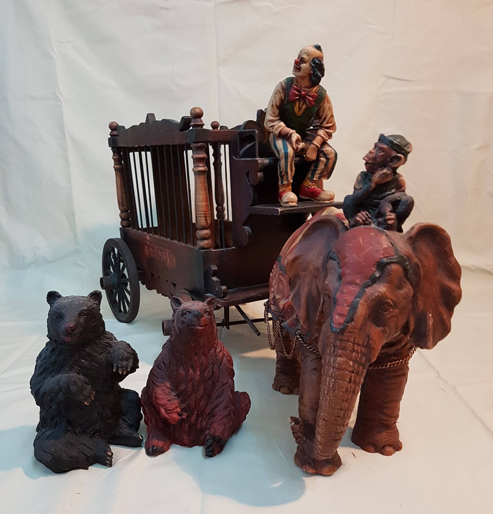 Large Vintage BARNUM & BAILEY Circus Wagon With Elephant | Etsy