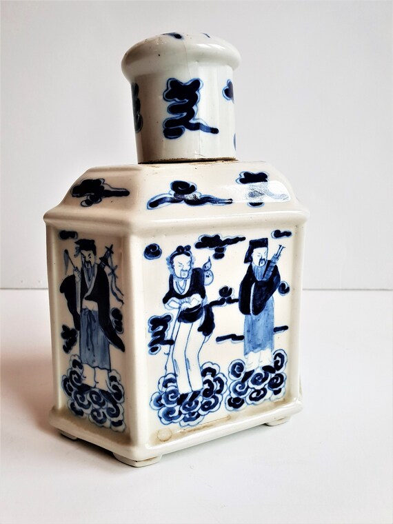 Chinese old Handmade painting flowers blue and white porcelain Tea caddy pots