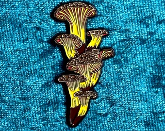 Mushroom Bloom hat pin