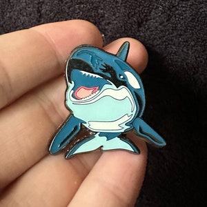 Killer Whale Sea Life Hat Pin