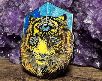 Tiger Vision Hat Pin