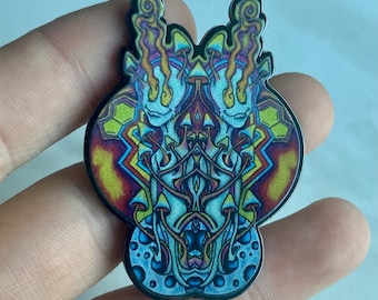 Psychedelic Aliens Hat Pin