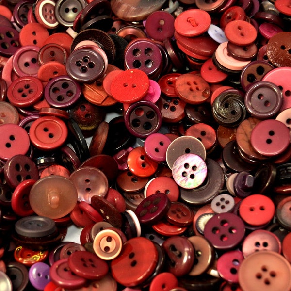 1/4 Pound Mixed Burgundy Buttons /30