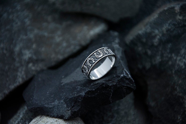 Sterling silver 925 ring Horseshoe