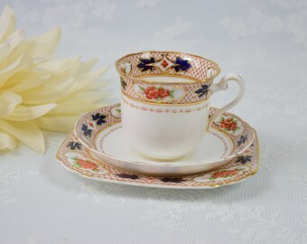 Vintage China Cake Plate 1960 s Birthday Vintage Tea Party Bridal shower Orphan Plate Vintage Wedding Replacement China Housewarming