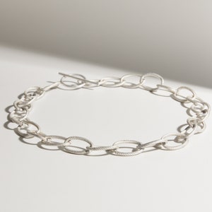 Ras de cou grosse chaîne en argent, gros collier chaîne en argent, colliers ras du cou à maillons en argent mat, collier chaîne à maillons surdimensionné, collier chaîne