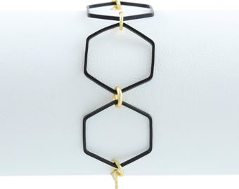 Le Contour" Black 3 Mini Hexes Bracelet