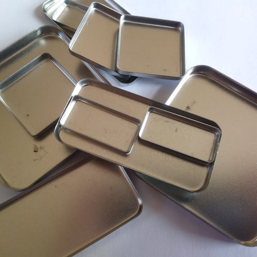 Loose Metal Palette Pans for Watercolours or Cosmetics | Medium, Large, Very Large | Scratched