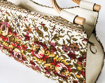 Vintage Floral White Faux Leather Handbag, 60s 70s Large Embroidered Tote, Colorful Flower Pattern, Zipper Bag with Wicker Look Handles