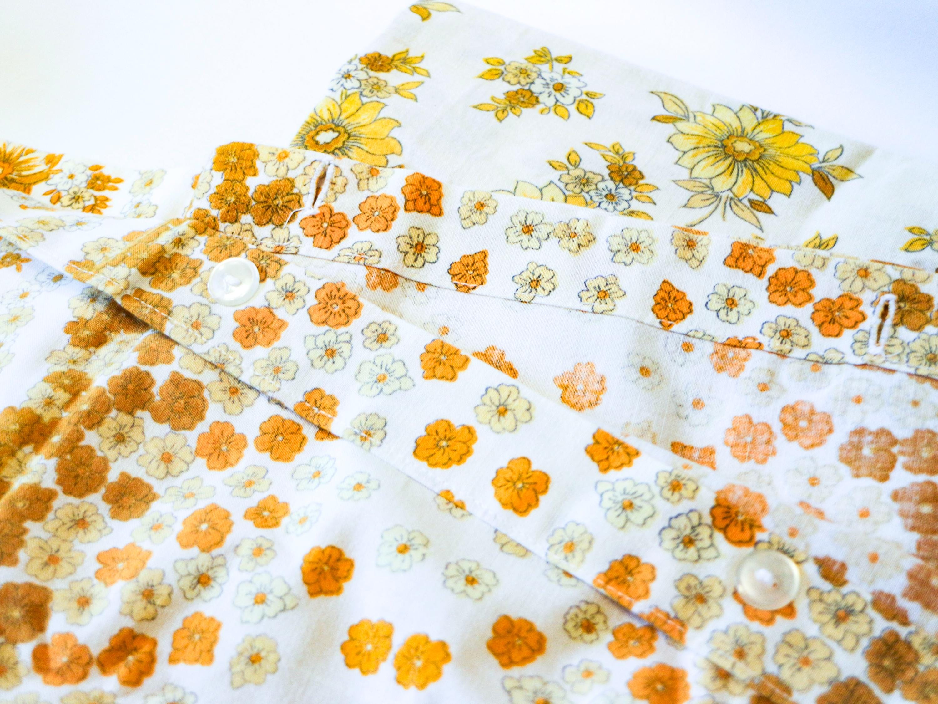 Vintage 70s Cotton Bedding Set, Yellow Brown White Floral Duvet & Pillowcase, Retro Mustard Flower Pattern, Fabric Sewing or Nostalgic Sleep