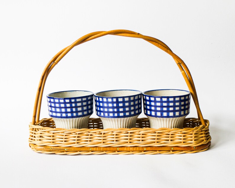 Vintage 70s 80s wicker basket tray with 3 ceramic mugs Perfect for your summer picnic in the garden or breakfast coffee cups image 4